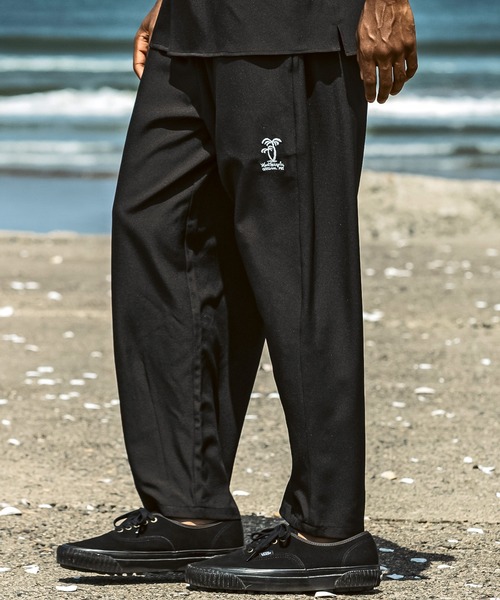 Mark Gonzales（マーク・ゴンザレス）の「【WEB・直営店限定】MARK GONZALES ARTWORK COLLECTION(マーク ゴンザレス)パームツリー刺繍 ワイドパンツ バルーンパンツ（その他パンツ・メンズ・ブラウン/ブラック・M/L/XL）」の3枚目の写真