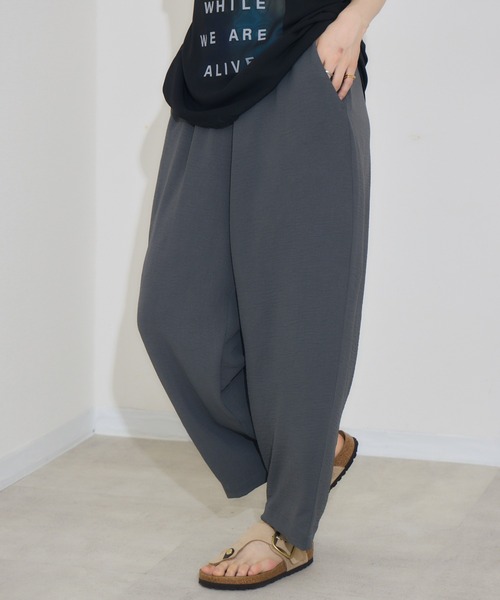 KATHARINE ROSS（キャサリンロス）の「【PILLINI/ピリーニ】バレルイージーパンツ（その他パンツ・レディース・チャコールグレー/ブラック/ベージュ・MEDIUM）」の3枚目の写真