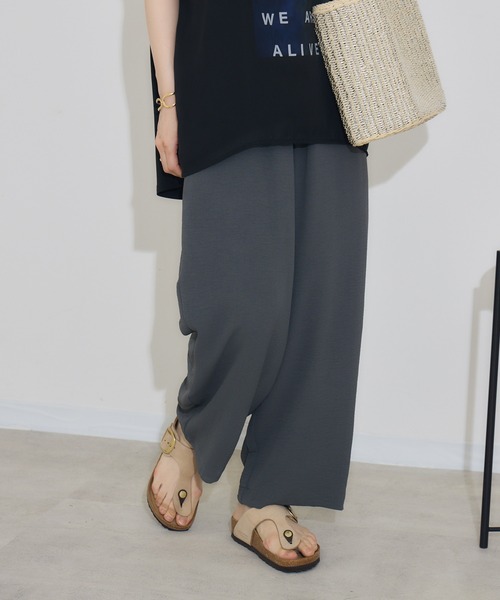 KATHARINE ROSS（キャサリンロス）の「【PILLINI/ピリーニ】バレルイージーパンツ（その他パンツ・レディース・チャコールグレー/ブラック/ベージュ・MEDIUM）」の4枚目の写真