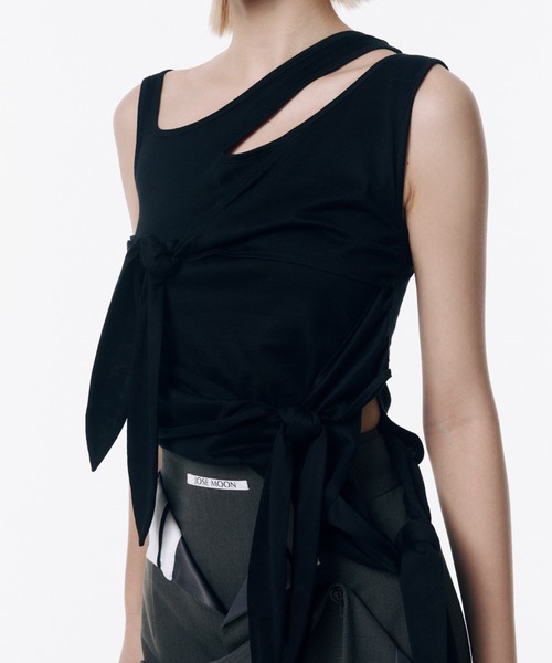 JOSE MOON(ジョゼムーン)の「CUTTING RIBBON TOPS/カッティングリボントップス(Tシャツ/カットソー・レディース・ブラック/ホワイト/ブラウン・FREE)」の6枚目の写真