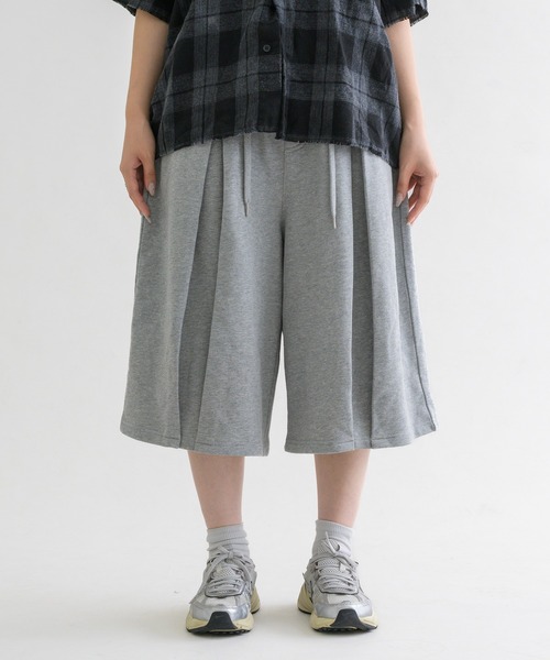 セール】【EPNK】Vertical tuck sweat shorts / バーティカルタック