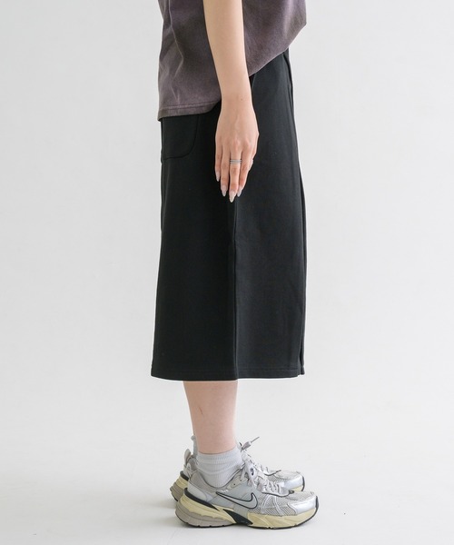 EPNK（イーピーエヌケー）の「【EPNK】Vertical tuck  sweat shorts / バーティカルタックスウェットショーツ（スウェットパンツ・メンズ・グレー/ブラック・SMALL/MEDIUM/LARGE）」の19枚目の写真