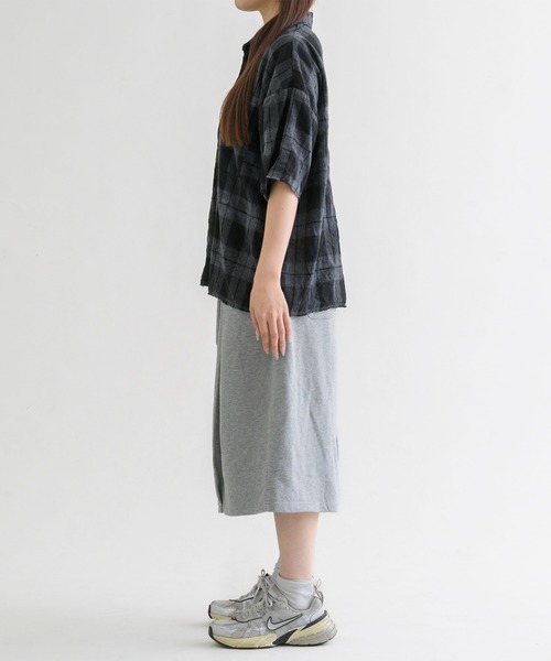 EPNK（イーピーエヌケー）の「【EPNK】Vertical tuck  sweat shorts / バーティカルタックスウェットショーツ（スウェットパンツ・メンズ・グレー/ブラック・SMALL/MEDIUM/LARGE）」の11枚目の写真