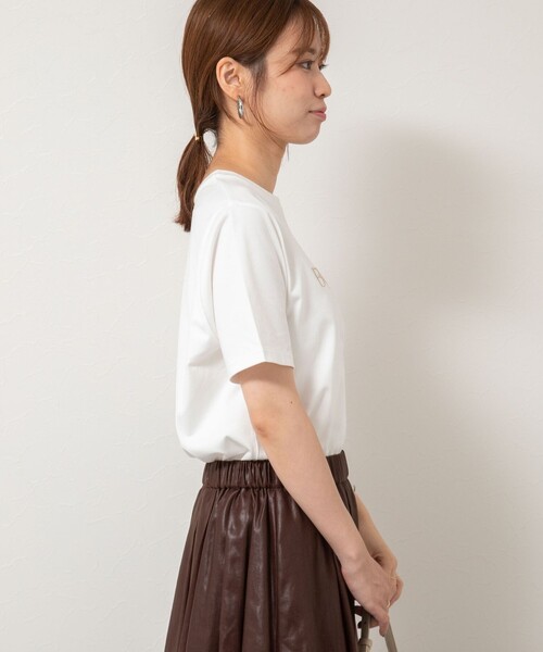 NOLLEY’S（ノーリーズ）の「BONJOUR刺繍Tシャツ（Tシャツ/カットソー・レディース・オフホワイト/ブラック/サックスブルー/ブラウン・38）」の19枚目の写真