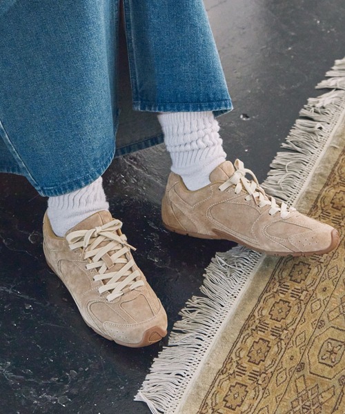 MOHI(モヒ)の「MOHI/モヒ ナチュラルスエードレースアップスニーカー(スニーカー・レディース・ブラック/モカ/ベージュ・24.5cm/24cm/23.5cm/23cm/22.5cm)」の17枚目の写真