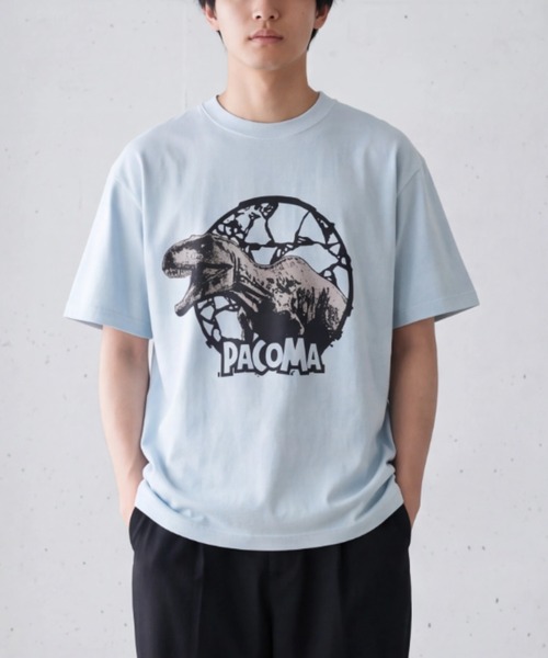 INNOCENT（イノセント）の「【PaCoMa/パコマ】Tyranno saurus TEE (ADULT) ティラノサウルス Tシャツ 大人用（Tシャツ/カットソー・メンズ・スミクロ/サックスブルー/オフホワイト/ライトグレー・MEDIUM/LARGE/X-LARGE）」の4枚目の写真