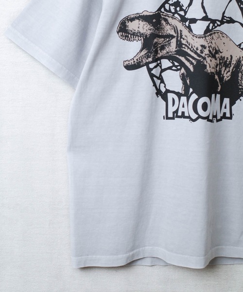 INNOCENT（イノセント）の「【PaCoMa/パコマ】Tyranno saurus TEE (ADULT) ティラノサウルス Tシャツ 大人用（Tシャツ/カットソー・メンズ・スミクロ/サックスブルー/オフホワイト/ライトグレー・MEDIUM/LARGE/X-LARGE）」の16枚目の写真