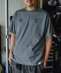 GORDON MILLER（ゴードンミラー）の「GORDON MILLER WORKS_UTILITY  ドライ S/S Tシャツ（Tシャツ/カットソー）」
