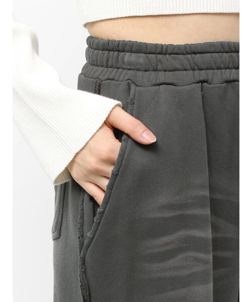 EMODA（エモダ）の「シェービングスウェットパンツ（スウェットパンツ・レディース・グレー/ライトグレー/ブラック・SMALL/MEDIUM）」の10枚目の写真