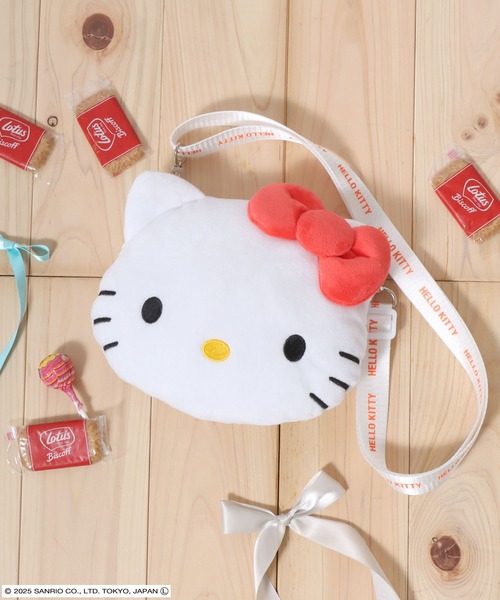 sanrio（サンリオ）の「sanrio（サンリオ）キャラクターぬいぐるみショルダーバッグ/ハローキティ/シナモロール/クロミ/マイメロディ（ショルダーバッグ・レディース・ブラック/ピンク/ホワイト×ブルー/ホワイト×レッド・FREE）」の2枚目の写真