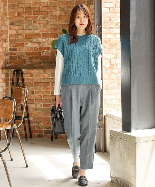 Honeys（ハニーズ）の「【抗菌防臭】総柄テーパードパンツ（スラックス・レディース・グレー系その他/ブラック系その他/ベージュ系その他・S/M/LL/L/3L）」の5枚目の写真