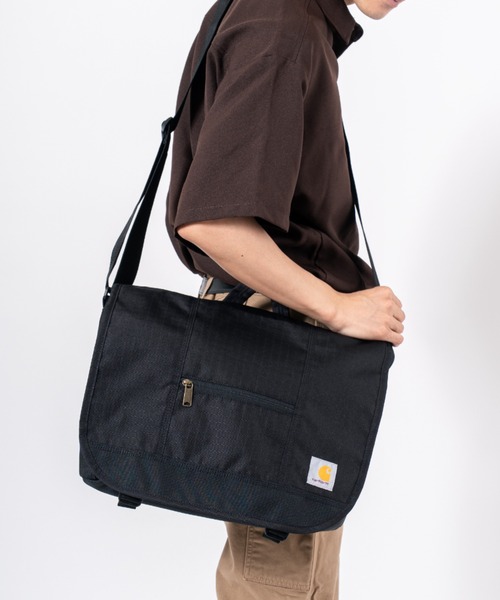 Carhartt(カーハート)の「【CARHARTT】メッセンジャーバッグ ユニセックス(メッセンジャーバッグ・メンズ・ブラック・FREE)」の6枚目の写真