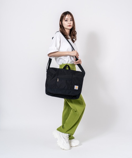 Carhartt(カーハート)の「【CARHARTT】メッセンジャーバッグ ユニセックス(メッセンジャーバッグ・メンズ・ブラック・FREE)」の12枚目の写真