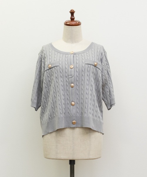 CLETTE(クレット)の「CLETTEオリジナルゴールドボタン半袖ケーブルカーディガン(カーディガン/ボレロ・レディース・グレー/ネイビー・LL/3L/4L)」の13枚目の写真