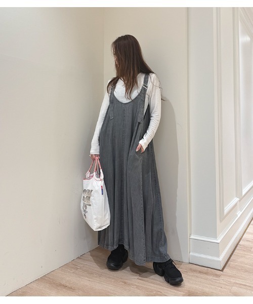LUGIVA（ルギヴァ）の「【LUGIVA/ルギバ】テンセルデニム前後2wayジャンパースカート（ジャンパースカート・レディース・ブラック・FREE）」の20枚目の写真