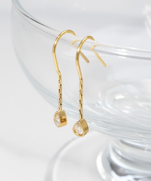 blackdia ocean(ブラックダイヤオーシャン)の「blackdia ocean 金属アレルギー対応 ジルコニア ドロップピアス 両耳(ピアス(両耳用)・レディース・ゴールド/ピンクゴールド/シルバー・FREE)」の6枚目の写真