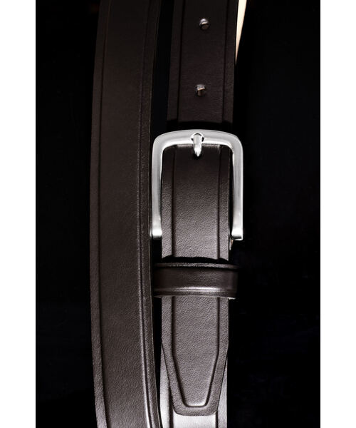 COS（コス）の「エンボスレザーベルト（ベルト・メンズ・ブラック/ダークブラウン・S/M/L/XS）」の3枚目の写真