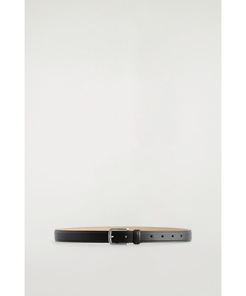 COS（コス）の「エンボスレザーベルト（ベルト・メンズ・ブラック/ダークブラウン・S/M/L/XS）」の6枚目の写真