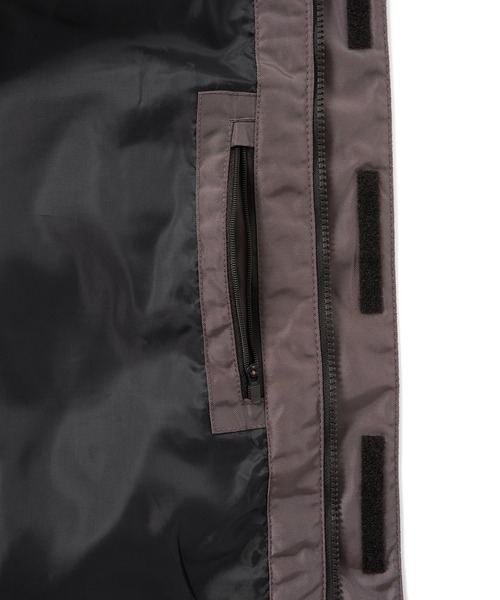 thisisneverthat（ディスイズネバーザット）の「SP-Logo Wading Jacket（ナイロンジャケット・メンズ・レッド系その他/ブラック・L/M/S/XL）」の11枚目の写真