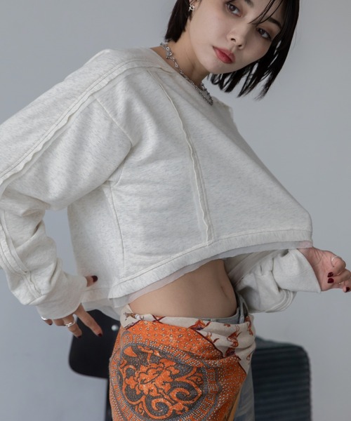VACANCY（ヴァカンシー）の「チュール切替ショート丈スウェットトップス（スウェット・レディース・オフホワイト/グレー/チャコールグレー・FREE）」の10枚目の写真