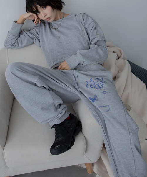 VACANCY（ヴァカンシー）の「チュール切替ショート丈スウェットトップス（スウェット・レディース・オフホワイト/グレー/チャコールグレー・FREE）」の15枚目の写真