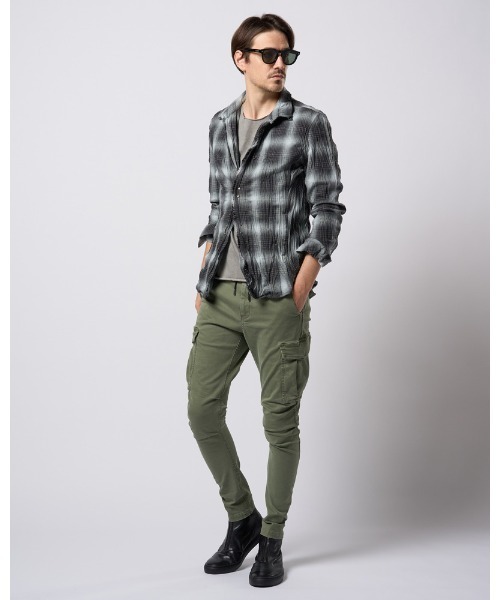 wjk(ダヴルジェイケイ)の「slim easy banana cargo(カーゴパンツ・メンズ・ブラック/カーキ・SMALL/MEDIUM/LARGE/X-LARGE)」の12枚目の写真