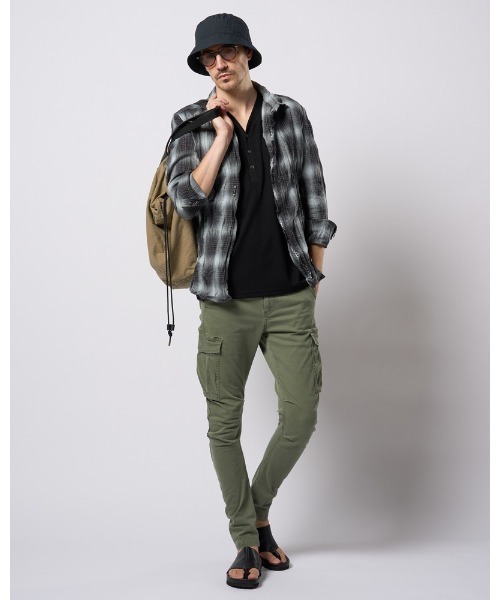 wjk(ダヴルジェイケイ)の「slim easy banana cargo(カーゴパンツ・メンズ・ブラック/カーキ・SMALL/MEDIUM/LARGE/X-LARGE)」の15枚目の写真