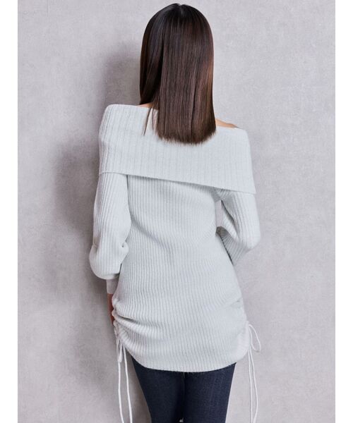 GYDA(ジェイダ)の「2WAYオフショルラメニットチュニック(チュニック・レディース・オフホワイト/ブラック・FREE)」の5枚目の写真