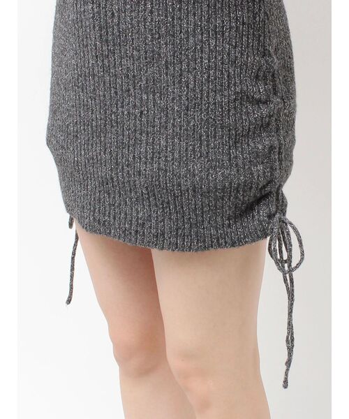 GYDA(ジェイダ)の「2WAYオフショルラメニットチュニック(チュニック・レディース・オフホワイト/ブラック・FREE)」の17枚目の写真