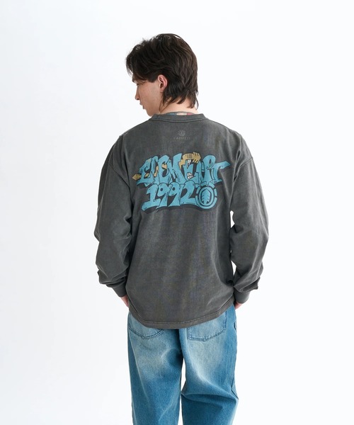 ELEMENT(エレメント)の「ELEMENT メンズ TAG LS ロンT 【2025年秋冬モデル】/エレメントバックプリントビックシルエット長袖ロンT(Tシャツ/カットソー・メンズ・ブラック系その他/ブラック/ホワイト・X-LARGE/LARGE/MEDIUM)」の3枚目の写真