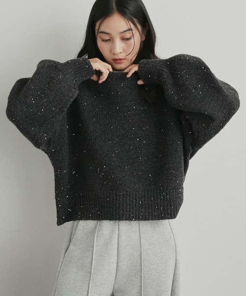 Doux archives(ドゥアルシーヴ)の「【大好評につき再入荷決定!】【新色追加】スパンコールショートニットプルオーバー(ニット/セーター・レディース・ミント/シルバーグレー/ピンク/チャコールグレー/アイボリー・FREE)」の3枚目の写真
