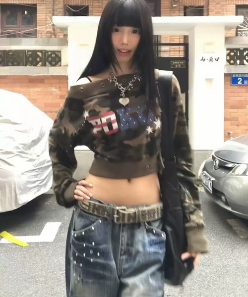 DEVICE(デバイス)の「カモフラージュ オフショルダー スウェット 前後2WAY(スウェット・レディース・カモフラージュ・FREE)」の11枚目の写真