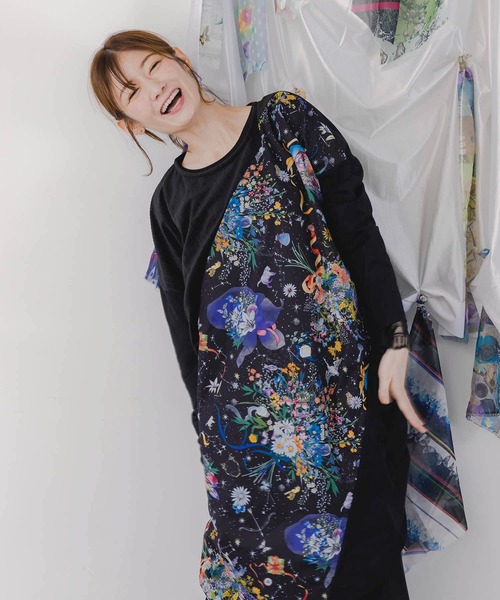 iS ScoLar（イズスカラー）の「553238：ネコと花の天の川柄 ドロストワンピース（ワンピース・レディース・ブラック/ベージュ/ネイビー・M）」の16枚目の写真