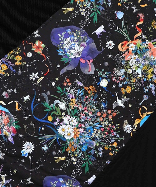 iS ScoLar（イズスカラー）の「553238：ネコと花の天の川柄 ドロストワンピース（ワンピース・レディース・ブラック/ベージュ/ネイビー・M）」の10枚目の写真