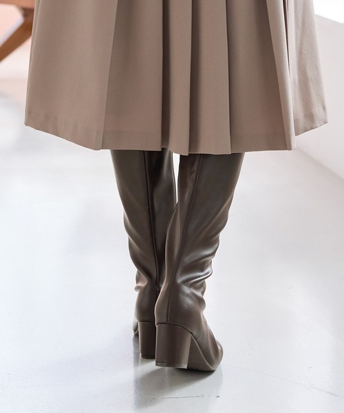 Honeys(ハニーズ)の「ヒールロングブーツ(ブーツ・レディース・ダークブラウン/ブラック・3L/L/LL/M/S)」の11枚目の写真