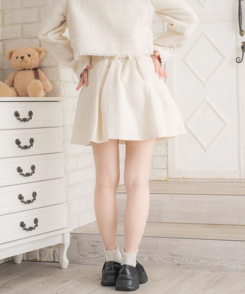 ems excite(エムズエキサイト)の「【セットアップ対応】バックレースアップミニSK(スカート・レディース・ベージュ/ナチュラル/ブラック・FREE)」の10枚目の写真