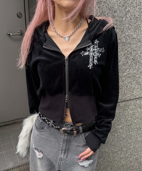 sedacle girl（セダクルガール）の「クロスモチーフベロアパーカー【SETUP着用可能】（パーカー・レディース・ブラック/ブラウン・SMALL/MEDIUM）」の9枚目の写真