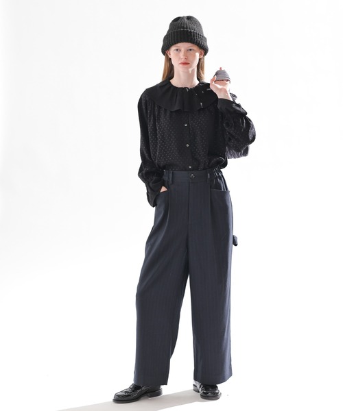 Kelen（ケレン）の「「KELEN / ケレン」フリルデザインブラウス（シャツ/ブラウス・レディース・ブラック/オフホワイト/ベージュ/ネイビー・S/M）」の11枚目の写真