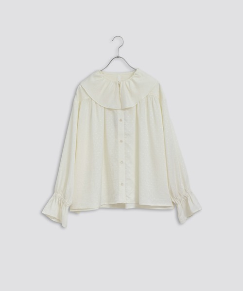 Kelen（ケレン）の「「KELEN / ケレン」フリルデザインブラウス（シャツ/ブラウス・レディース・ブラック/オフホワイト/ベージュ/ネイビー・S/M）」の22枚目の写真