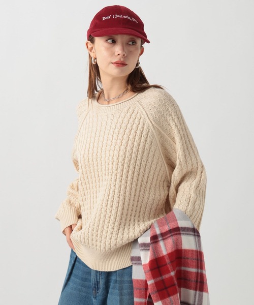 BAYFLOW（ベイフロー）の「アウトリンキングケーブルプルオーバー（ニット/セーター・レディース・オフホワイト/レッド/マスタード/ネイビー・FREE）」の19枚目の写真