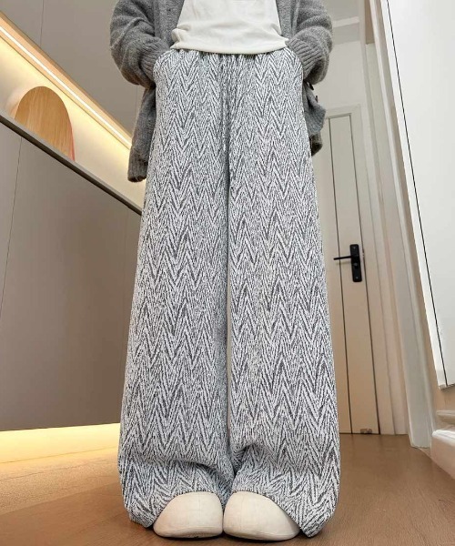 maison de LATIR(メゾンドラティール)の「快適ハイウエスト柄ワイドフルレングスパンツ(その他パンツ・レディース・ブラック/ブラウン・FREE)」の8枚目の写真