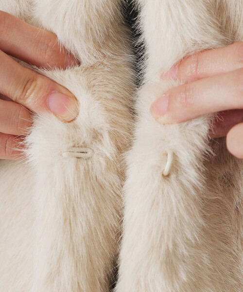 LOVELESS（ラブレス）の「ファーコンビベスト（ベスト・レディース・オフホワイト/ベージュ系その他3・34/36）」の13枚目の写真