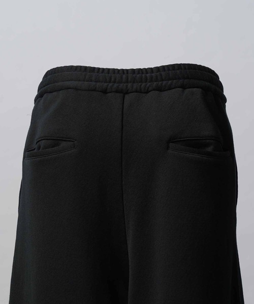 MAISON SPECIAL（メゾンスペシャル）の「《UNISEX》Loop-knit Tuck Wide Sweatpants/吊り編み裏毛タックワイドスウェットパンツ【MAISON SPECIAL/メゾンスペシャル】（スウェットパンツ・メンズ・グレー/ブラック/ライトグレー・0/1/2）」の10枚目の写真