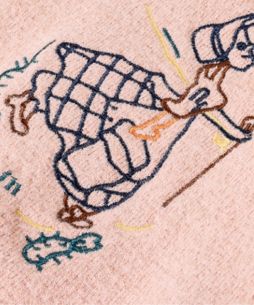 LA POMME jours(ラポミ・ジュール)の「Embroidered Character Cardigan(カーディガン/ボレロ・レディース・グレー/アイボリー/ピンク・SMALL/MEDIUM/LARGE)」の7枚目の写真