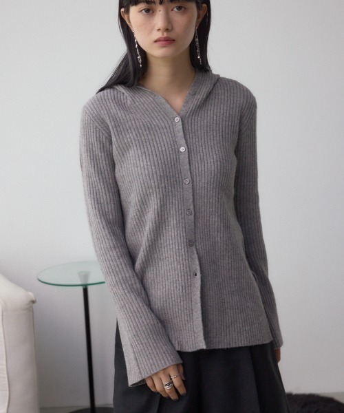 AZUL by moussy(アズールバイマウジー)の「フーディーカーデ(カーディガン/ボレロ・レディース・ブラウン/レッド/杢グレー/ブラック・FREE)」の3枚目の写真