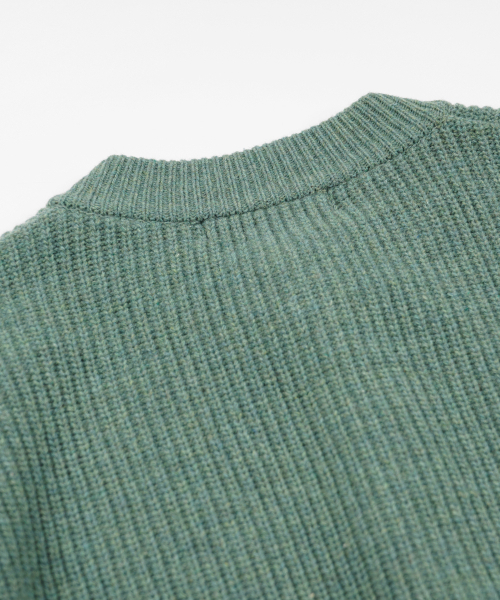 FRIZMWORKS(フリズムワークス)の「HEAVY WOOL ROUND CARDIGAN _ JADE GREEN(カーディガン/ボレロ・メンズ・その他・SMALL/MEDIUM/LARGE/X-LARGE)」の2枚目の写真