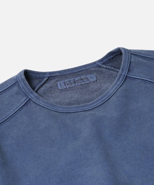 FRIZMWORKS(フリズムワークス)の「PIGMENT DYEING MIL SWEATSHIRT _ INDIGO(スウェット・レディース・その他・MEDIUM/LARGE)」の4枚目の写真