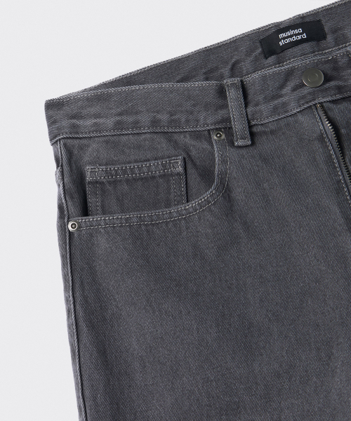 MUSINSA STANDARD（ムシンサスタンダード）の「ストレートデニムパンツ[グレー]（デニムパンツ・メンズ・その他・40/38/42/26/27/28/29/36/34/32/30/31/33）」の6枚目の写真