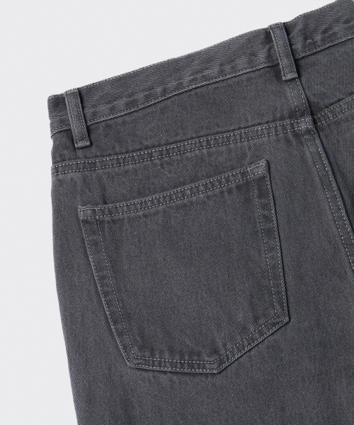 MUSINSA STANDARD（ムシンサスタンダード）の「ストレートデニムパンツ[グレー]（デニムパンツ・メンズ・その他・40/38/42/26/27/28/29/36/34/32/30/31/33）」の7枚目の写真