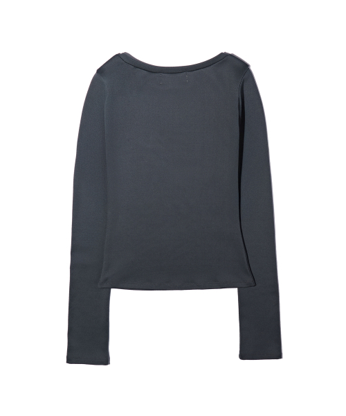 YOUHEE(ユヒ)の「BASIC BOAT NECK LONG SLEEVE CHARCOAL(Tシャツ/カットソー・レディース・その他・SMALL/MEDIUM)」の3枚目の写真